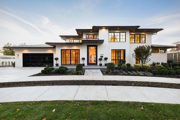 Design Tweaks to Introduce a New, Modern Look to Your Home's Exterior Design Tweaks to Introduce a New, Modern Look to Your Home's Exterior